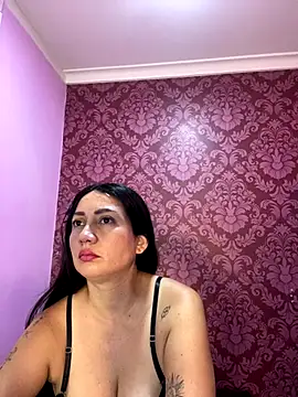 juliana diaz online show from 11/05/25, 11:21