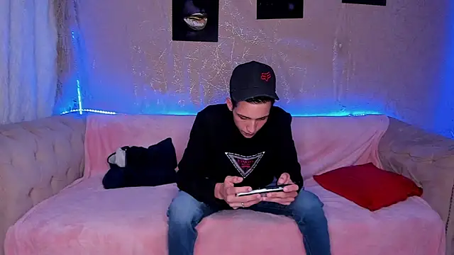 Shyfantasies online show from 10/01/25, 10:38