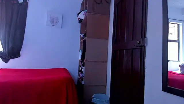 AlondraDiossa03 online show from 12/04/25, 07:00