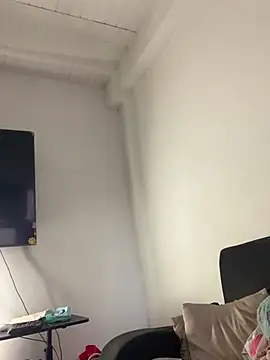 AlondraDiossa03 online show from 02/21/26, 06:42