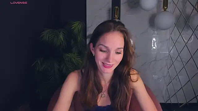 Snapshot of MirandaGlow chatting on 12/24/24, 12:00 MirandaGlow online show from 12/24/24, 12:00