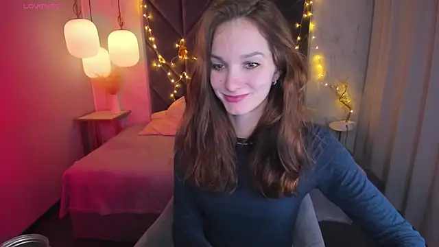 Snapshot of MirandaGlow chatting on 12/27/24, 05:42 MirandaGlow online show from 12/27/24, 05:42