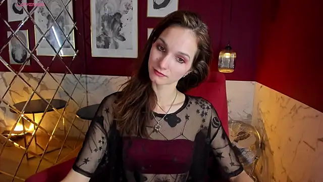 Snapshot of MirandaGlow chatting on 01/21/25, 11:56 MirandaGlow online show from 01/21/25, 11:56