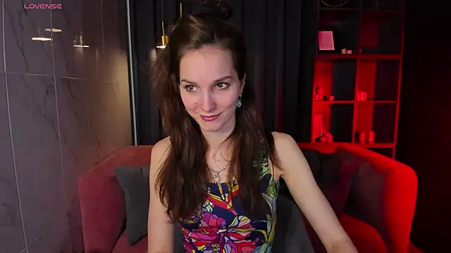 Snapshot of MirandaGlow chatting on 03/21/25, 11:55 MirandaGlow online show from 03/21/25, 11:55