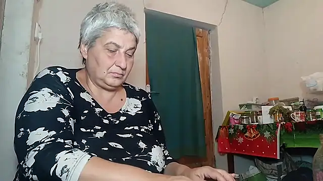 ExquisiteMature online show from 10/12/25, 10:31