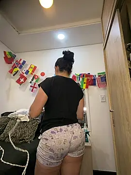 Snapshot of carolgaita chatting on 07/06/26, 11:18 carolgaita online show from 07/06/26, 11:18