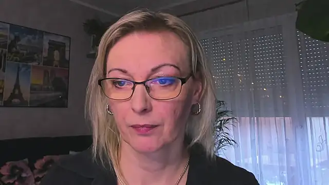 vanessa chat online show from 01/14/25, 02:22