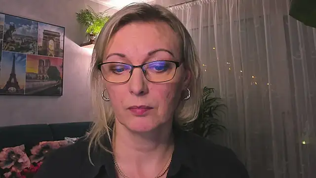 vanessa chat online show from 01/14/25, 05:45