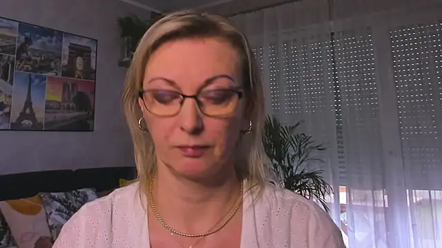 vanessa chat online show from 02/12/25, 02:32