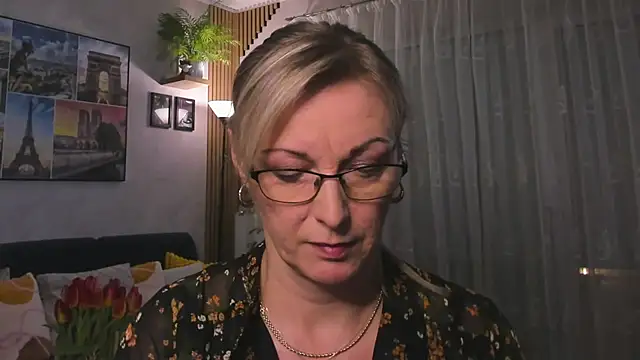 vanessa chat online show from 02/18/25, 05:53