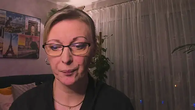 vanessa chat online show from 03/13/25, 05:39