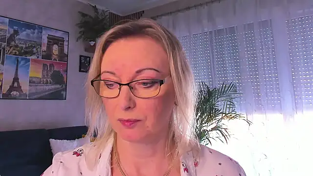 Snapshot of vanessa_chat chatting on 04/09/26, 01:38 vanessa chat online show from 04/09/26, 01:38