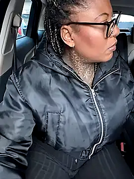 DarkDea online show from 11/08/25, 01:44