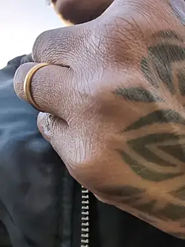 DarkDea online show from 11/16/25, 02:00