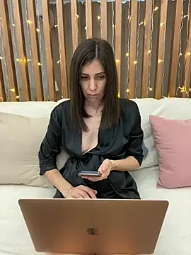 HotyWinter online show from 02/19/25, 01:17