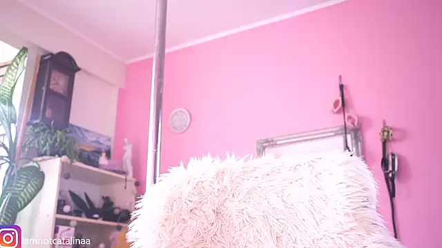 Snapshot of YourBabyPearl chatting on 01/22/25, 12:49 YourBabyPearl online show from 01/22/25, 12:49