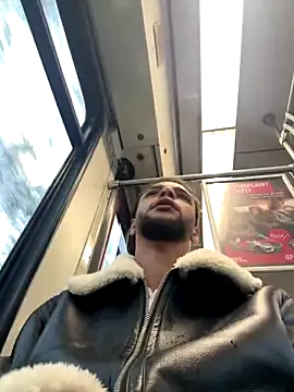 Snapshot of Lionayowe chatting on 11/01/25, 07:54 Lionayowe online show from 11/01/25, 07:54