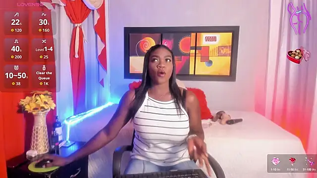 Snapshot of Emabland2 chatting on 09/09/25, 04:23 Emabland2 online show from 09/09/25, 04:23