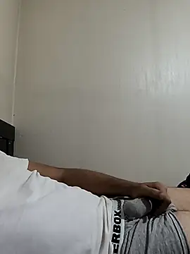 Snapshot of Mahmut_34_34_ chatting on 10/19/25, 10:05 Mahmut 34 34 online show from 10/19/25, 10:05