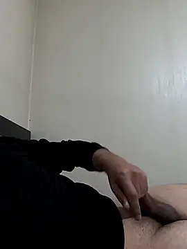 Snapshot of Mahmut_34_34_ chatting on 12/16/25, 01:49 Mahmut 34 34 online show from 12/16/25, 01:49