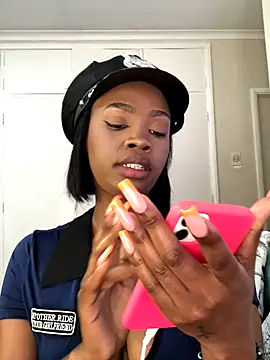 LuciousLips96 online show from 10/28/25, 09:46