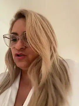 x elena x online show from 01/29/25, 01:17