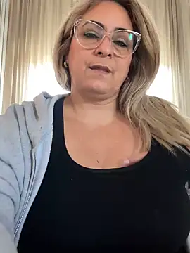 x elena x online show from 02/05/25, 11:44