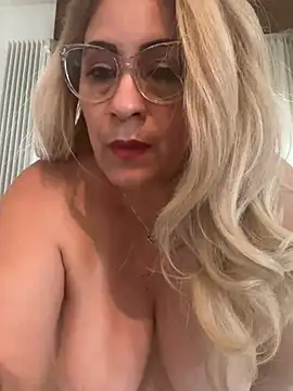 x elena x online show from 02/26/25, 12:36