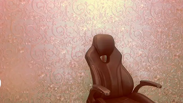 Infinitely online show from 10/12/25, 03:44