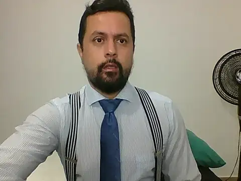 TRIISTAN KING10 online show from 12/05/24, 07:38