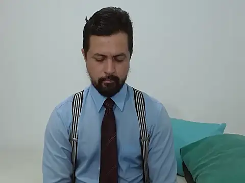 TRIISTAN KING10 online show from 12/10/24, 03:22