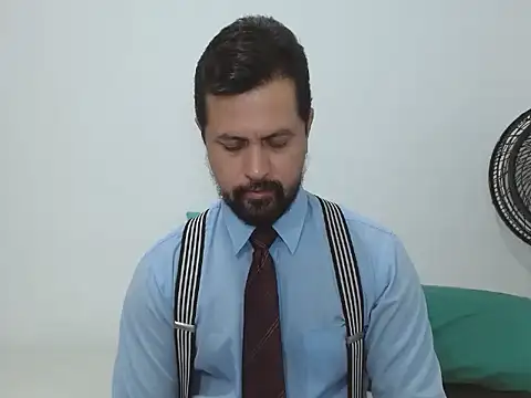 TRIISTAN KING10 online show from 12/10/24, 07:54