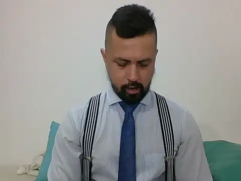 TRIISTAN KING10 online show from 12/20/24, 08:12