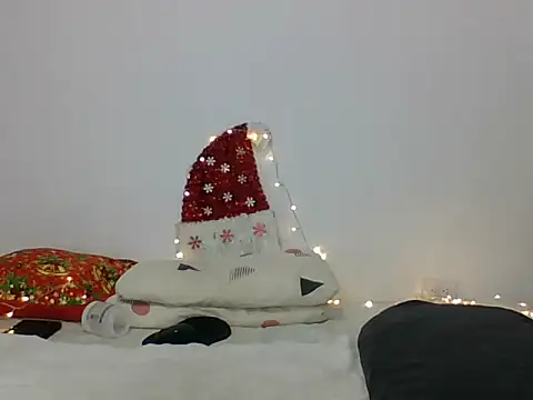 TRIISTAN KING10 online show from 12/28/24, 12:04