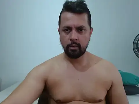 Snapshot of TRIISTAN_KING10 chatting on 02/12/26, 03:51 TRIISTAN KING10 online show from 02/12/26, 03:51