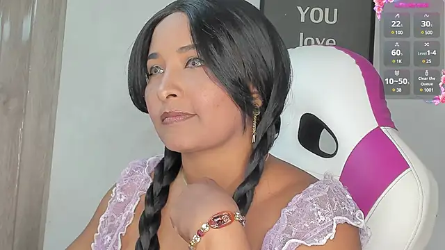 Snapshot of paola_ih chatting on 12/17/24, 02:22 paola ih online show from 12/17/24, 02:22