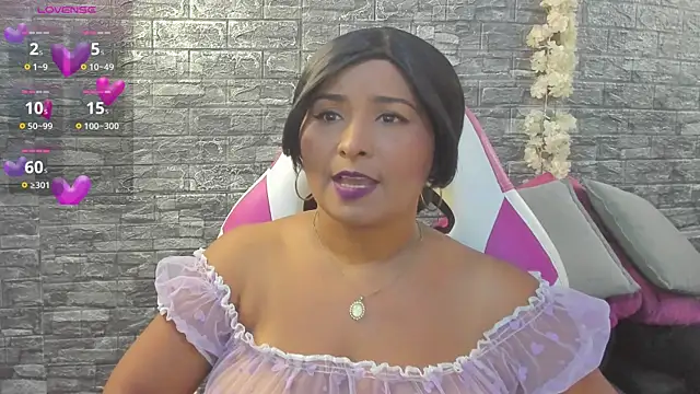 Snapshot of paola_ih chatting on 06/03/26, 08:47 paola ih online show from 06/03/26, 08:47