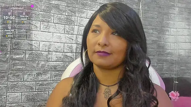 Snapshot of paola_ih chatting on 06/08/26, 01:44 paola ih online show from 06/08/26, 01:44