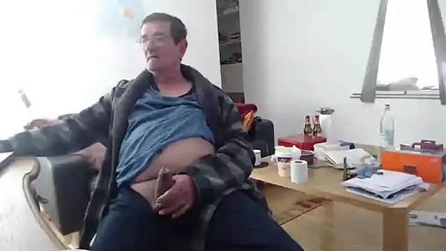 Snapshot of silvio-aus-luzern-CH chatting on 03/14/26, 09:48 silvio-aus-luzern-CH online show from 03/14/26, 09:48