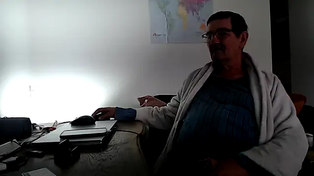 Snapshot of silvio-aus-luzern-CH chatting on 05/01/26, 08:41 silvio-aus-luzern-CH online show from 05/01/26, 08:41