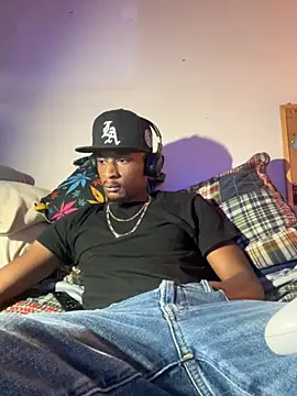 Tristris100 online show from 11/06/25, 02:01