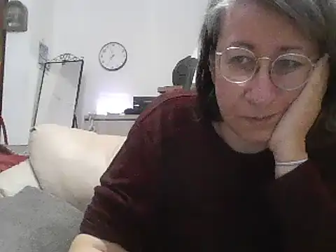 Snapshot of milkarock chatting on 02/02/25, 05:59 milkarock online show from 02/02/25, 05:59