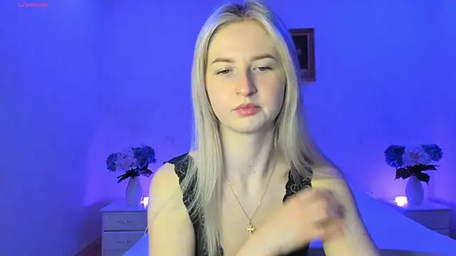 AnnaCarrera online show from 03/21/25, 09:12