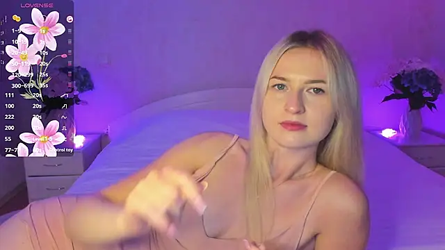 AnnaCarrera online show from 09/25/25, 09:07