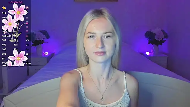 AnnaCarrera online show from 10/16/25, 06:31