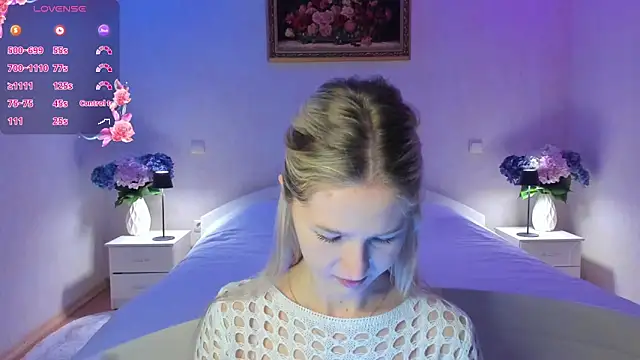 AnnaCarrera online show from 04/14/26, 08:37