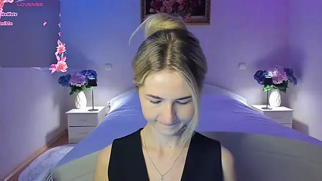 AnnaCarrera online show from 04/16/26, 09:39