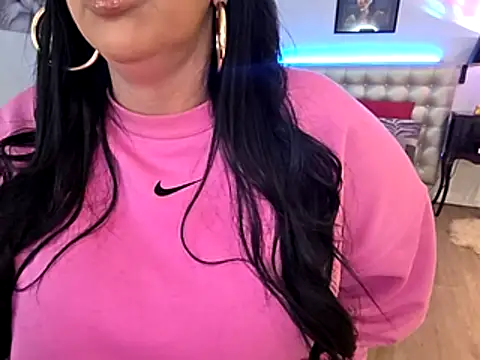 TiffanyRoxx online show from 11/27/25, 07:05