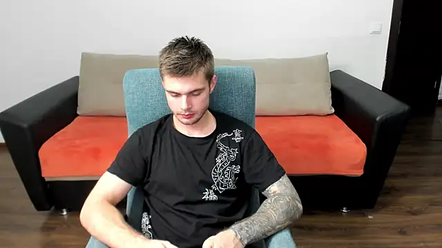 maks wolfis online show from 12/06/24, 12:23