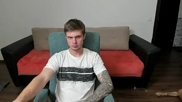 maks wolfis online show from 01/03/25, 02:30